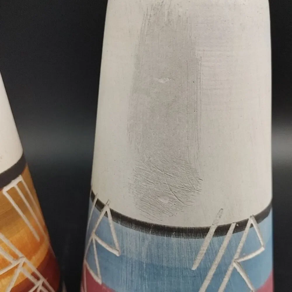 Lot of 2 Native American Pottery Vase Southwest Signed Tribal Art Pottery Sioux
